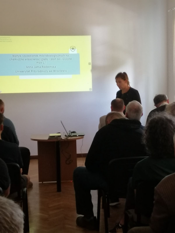 prezentacja o roli szczepionek w uprawie soi - dr hab. Anna Jama-Rodzeńska UP we Wrocławiu
