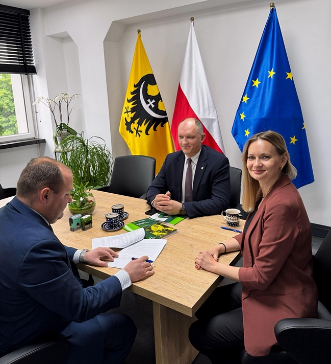 podpis umwowy na dofinansowanie PDO w 2025 roku